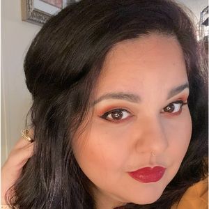 Meet your Posher, QweenB